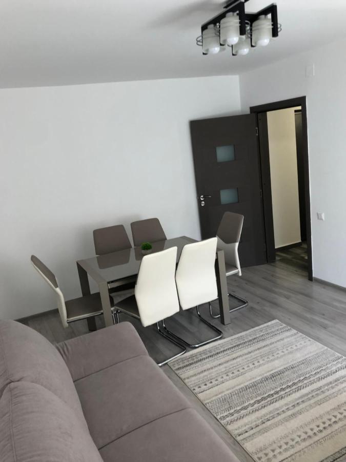 アルバ・ユリアSkepsis Apartamentアパートメント エクステリア 写真