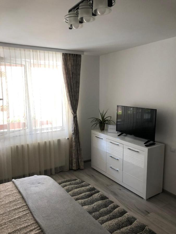アルバ・ユリアSkepsis Apartamentアパートメント エクステリア 写真